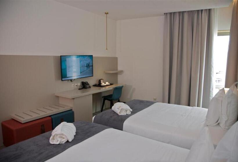 ホテル Continental Horizonte