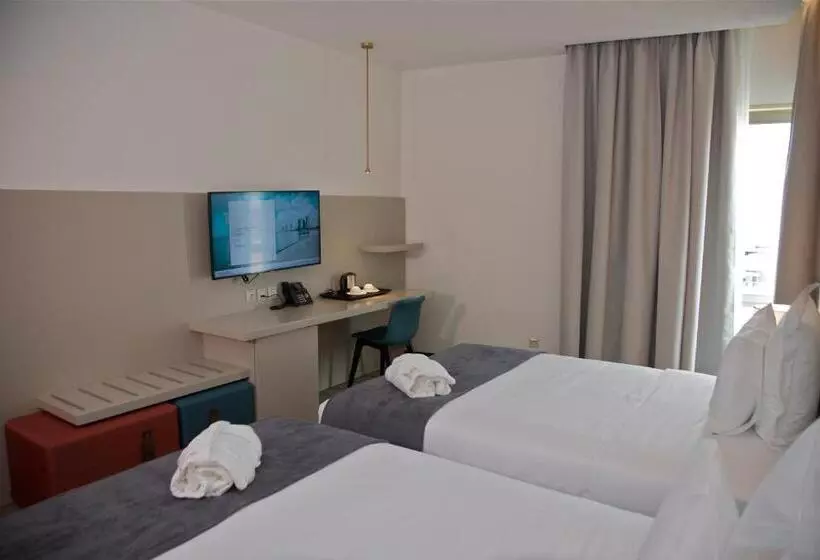 هتل Continental Horizonte