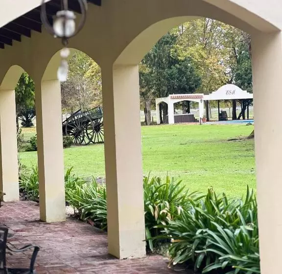 Hotelli Estancia San Mateo