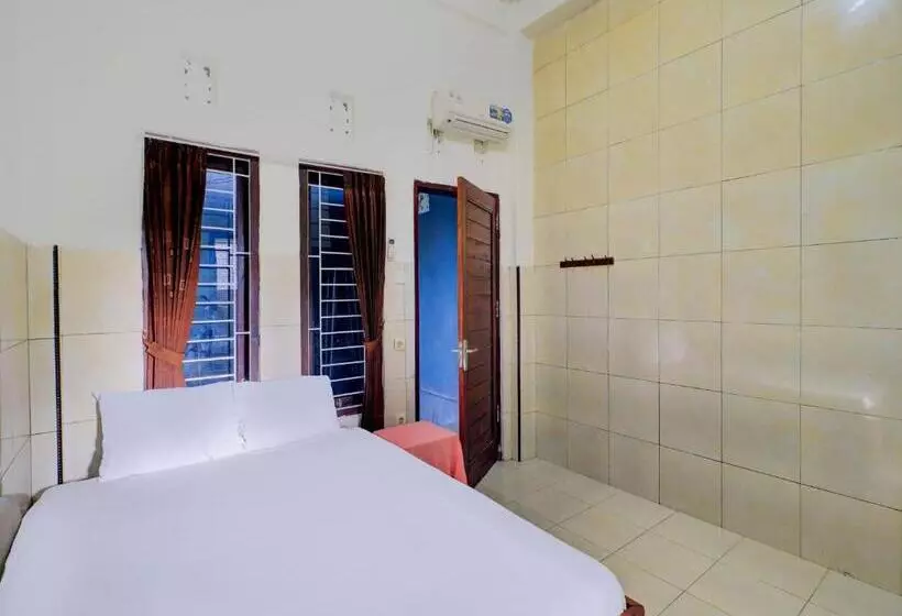 Hotelli Oyo Life 92841 Kos 88