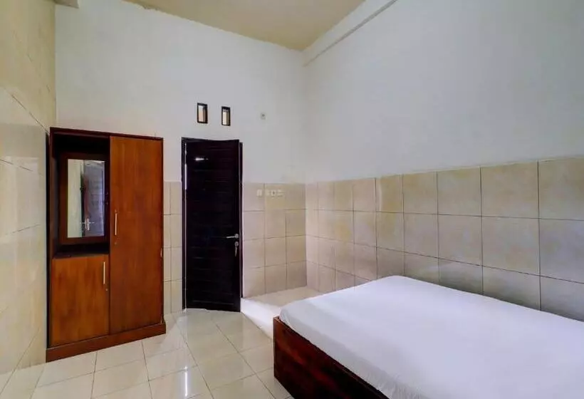 Hotelli Oyo Life 92841 Kos 88