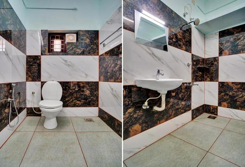 בית מלון כפרי O Revathy Tourist Home