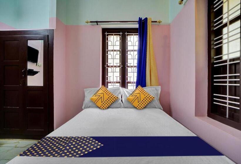 בית מלון כפרי O Revathy Tourist Home