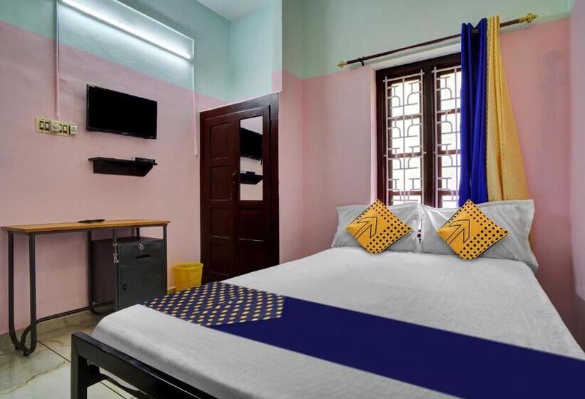 בית מלון כפרי O Revathy Tourist Home