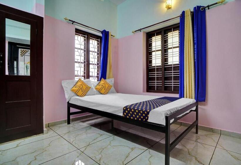 בית מלון כפרי O Revathy Tourist Home