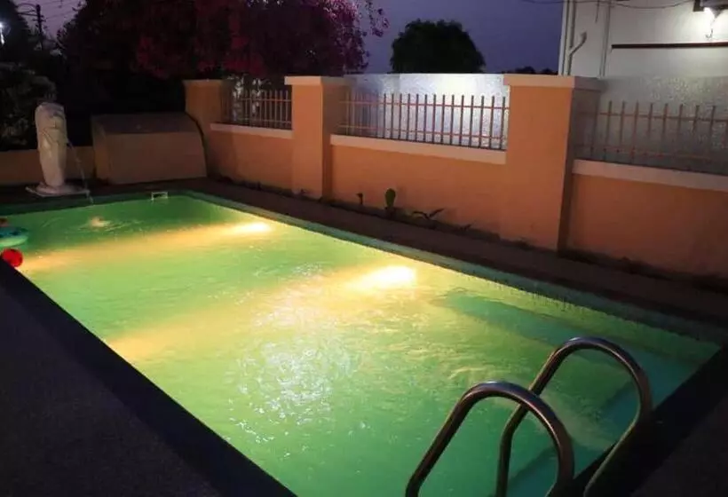 Hotelli Hidden Paradise Villa