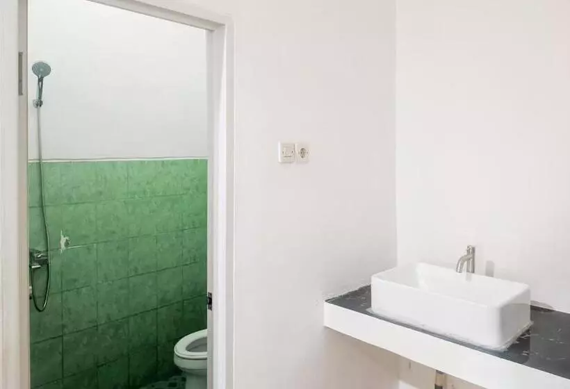 هتل Urbanview Ava Guest House Goa Gong