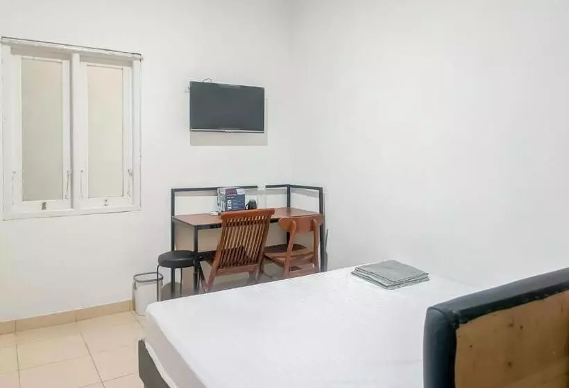 هتل Urbanview Ava Guest House Goa Gong