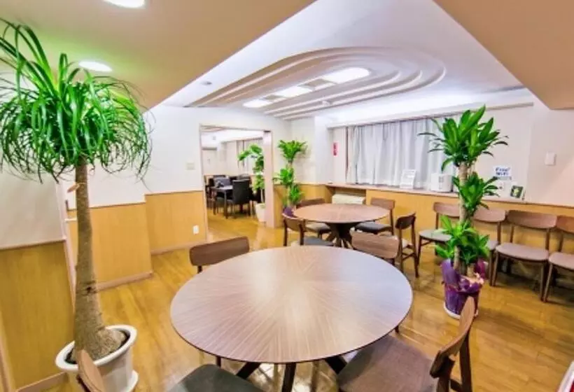 هتل Yuni Star Club