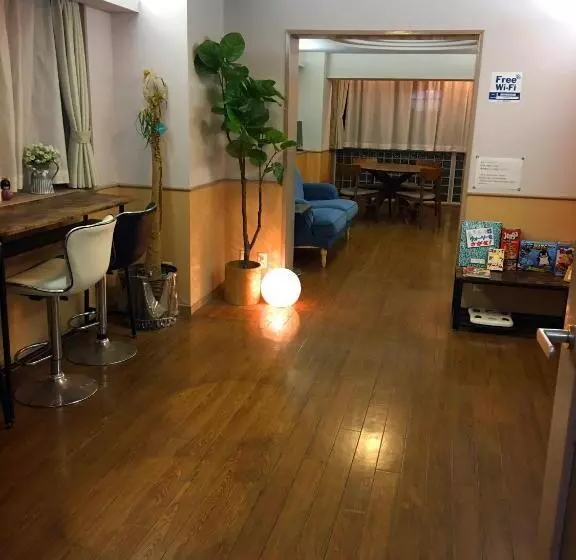 هتل Yuni Star Club