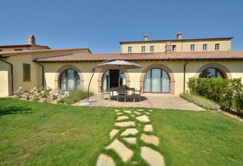 Luxury Resort With Swimming Pool In The Tuscan Countryside, Villas On The Ground Floor With Private