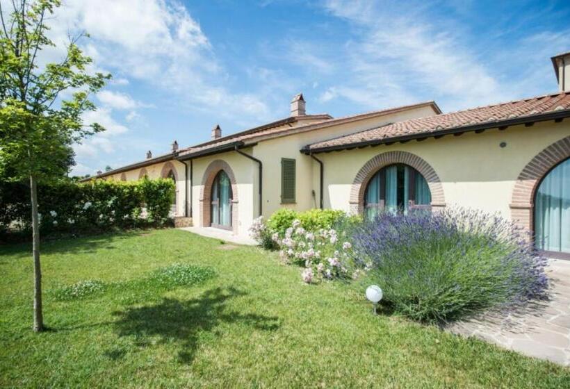 Luxury Resort With Swimming Pool In The Tuscan Countryside, Villas On The Ground Floor With Private