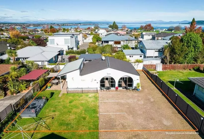 モーテル Central Inn Taupo