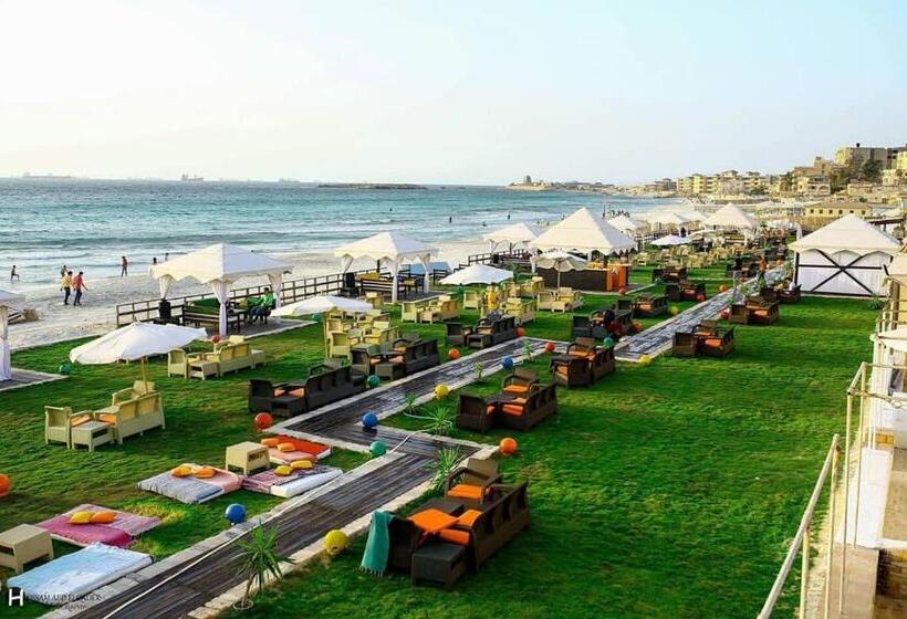 پانسیون Agami Guest House