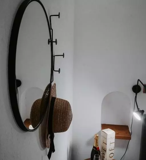 ペンション Dislocati Bnb   Jacuzzi Privata   Cucina   Tv60   Minimal Luxury