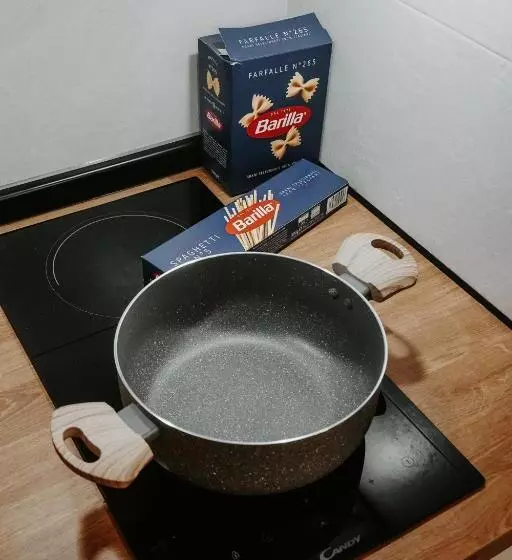 ペンション Dislocati Bnb   Jacuzzi Privata   Cucina   Tv60   Minimal Luxury