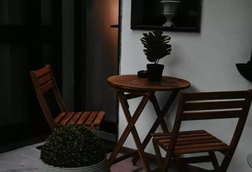 ペンション Dislocati Bnb   Jacuzzi Privata   Cucina   Tv60   Minimal Luxury