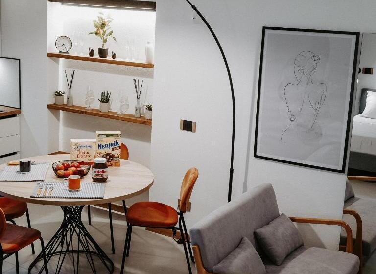 פנסיון Dislocati Bnb Jacuzzi Privata Cucina Tv60 Minimal Luxury