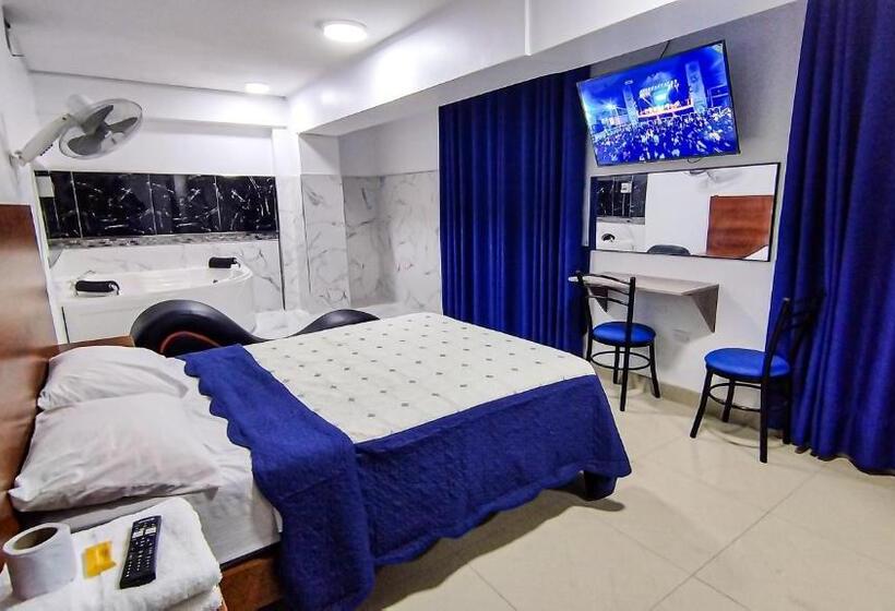 بنسيون Hostal Villa Real