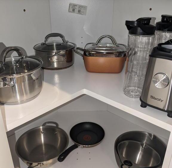 פנסיון Lakewoods Urban Suite