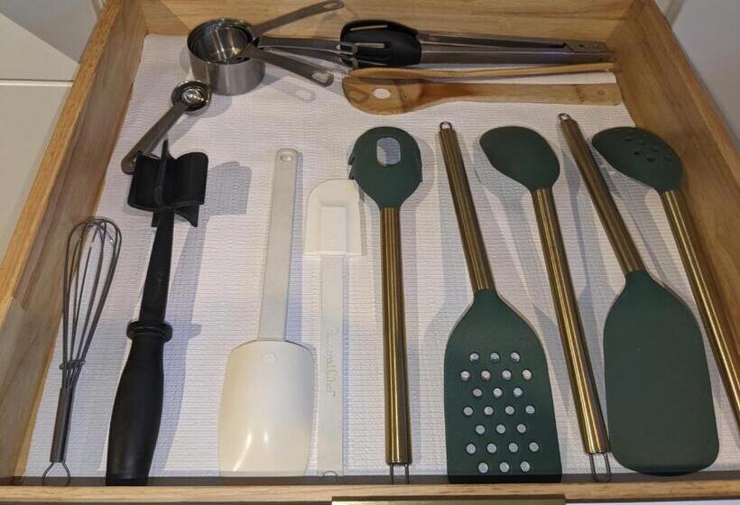 פנסיון Lakewoods Urban Suite