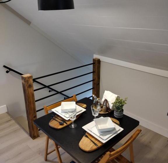 פנסיון Lakewoods Urban Suite