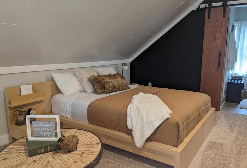 פנסיון Lakewoods Urban Suite