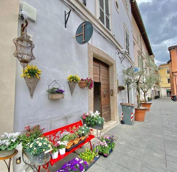 بنسيون Le Camere Di Mara