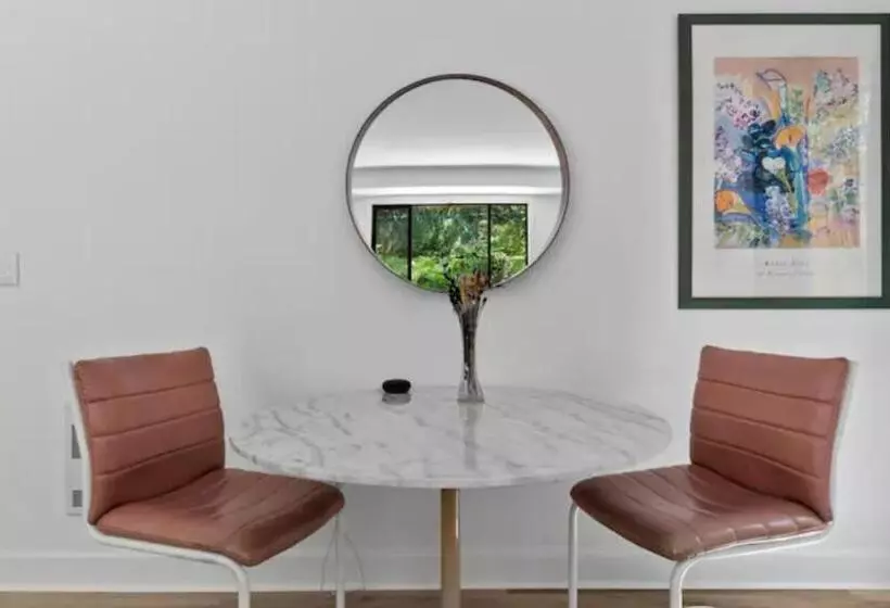 Majatalo Mid Century Modern Dream Retreat