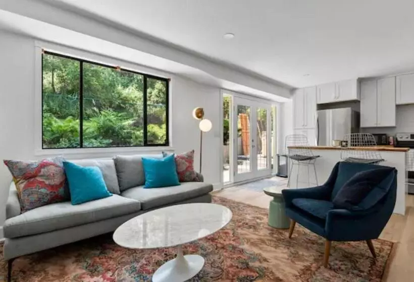 Majatalo Mid Century Modern Dream Retreat