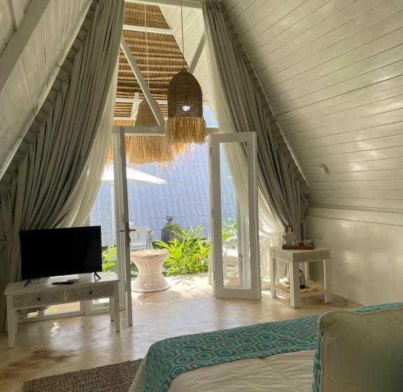 Пансион Piramida S White Villa S Bali