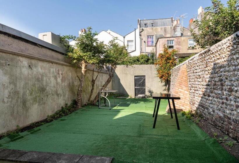 پانسیون Quality Stay Room