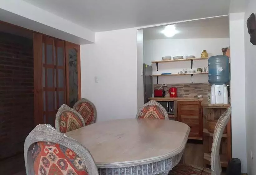 پانسیون Room In Lodge   Valparaluz House, 2 People, Private Bathroom No1641
