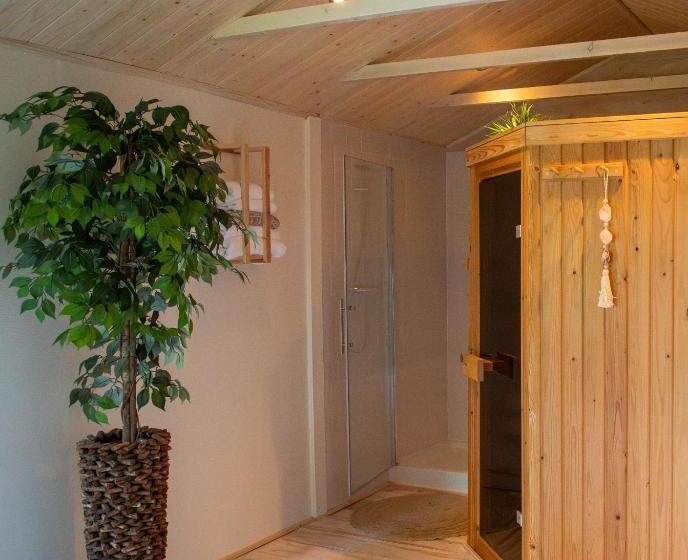 B&b Joli Met Privé Wellness