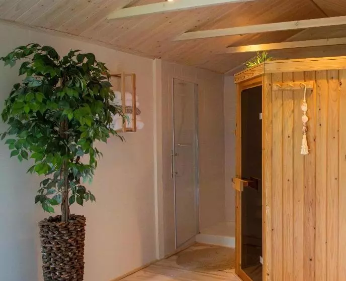 B&b Joli Met Privé Wellness