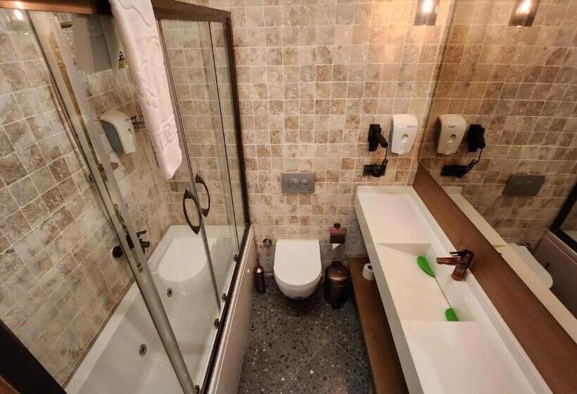 مبيت وإفطار Otel Barry