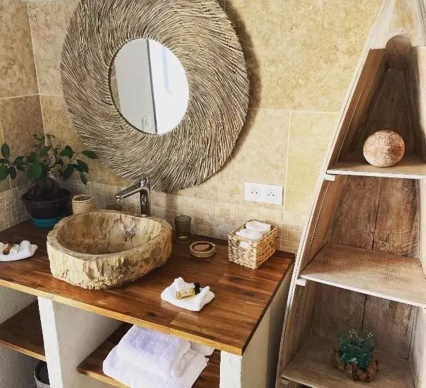 ベッドアンドブレックファースト Chambre D Hôtes La Mandala