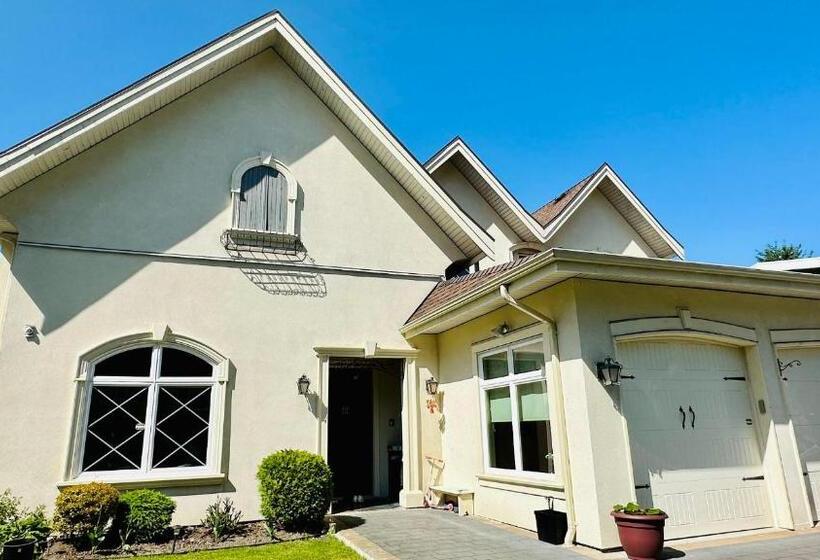 Bed and Breakfast Quiet Room In Richmond