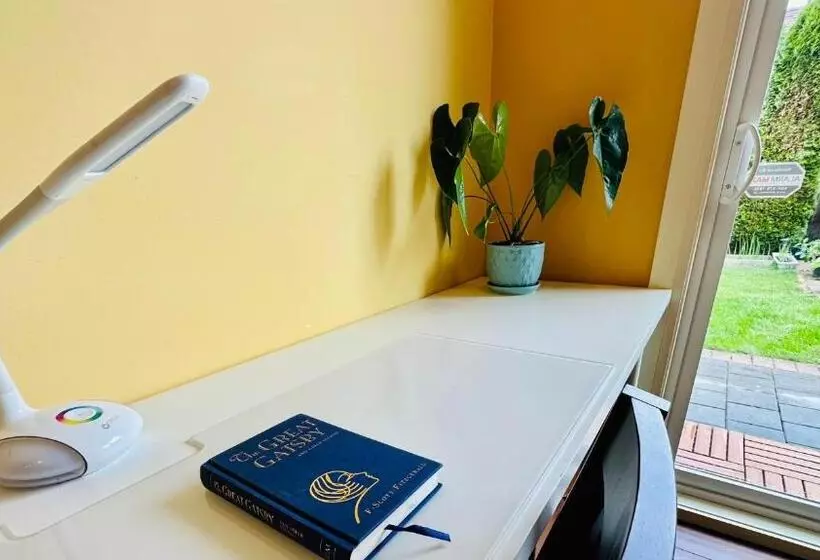 تختخواب و صبحانه Quiet Room In Richmond