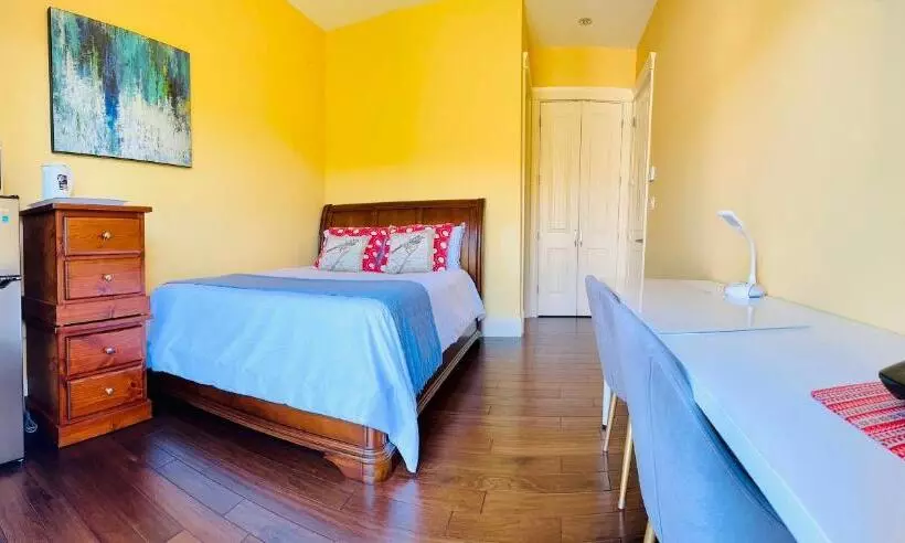 تختخواب و صبحانه Quiet Room In Richmond
