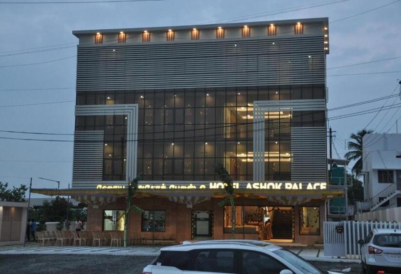 Hotel Ashok Palace