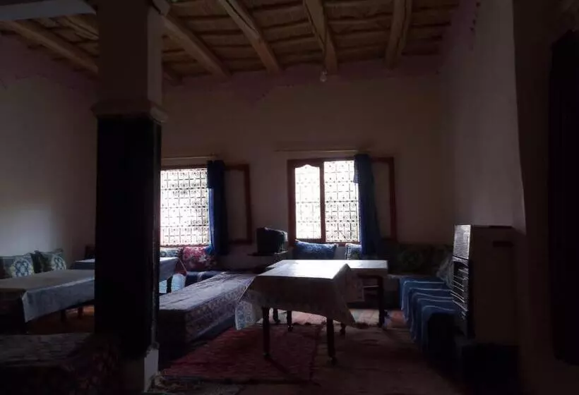 ホテル Hôtel Auberge Etoile Dades