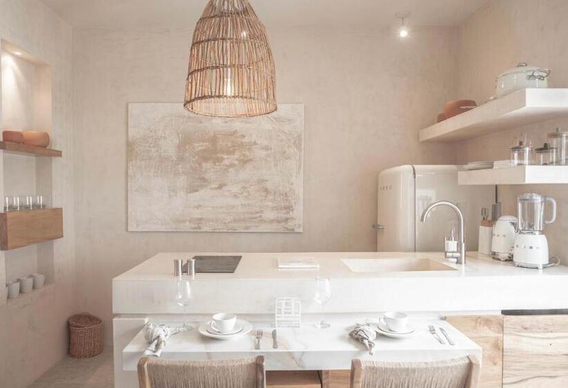 هتل Jungle Chic By Blanca