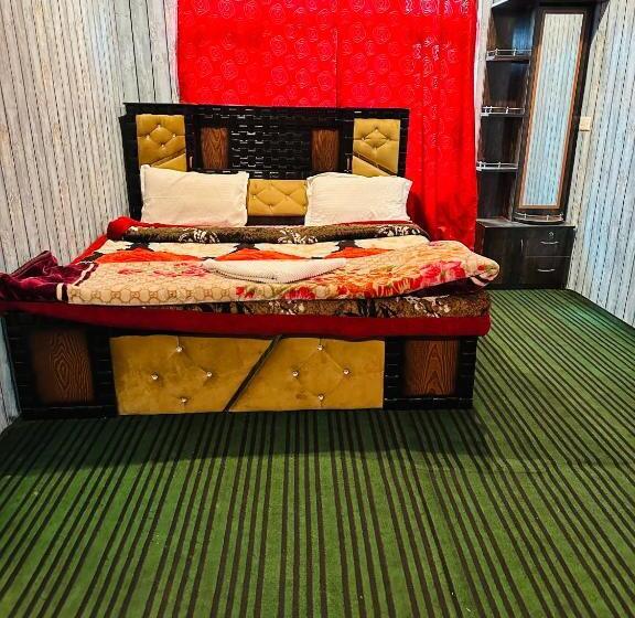 בית מלון כפרי Merlin Palace