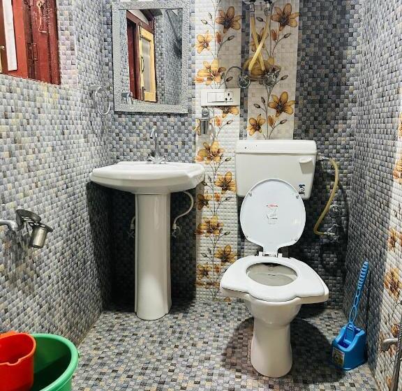 בית מלון כפרי Merlin Palace