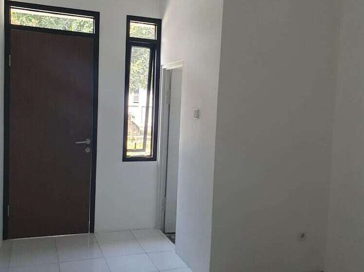 בית מלון כפרי Oyo Life 92780 Kost Bara