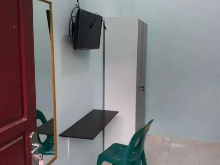 Hotelli Oyo Life 92780 Kost Bara