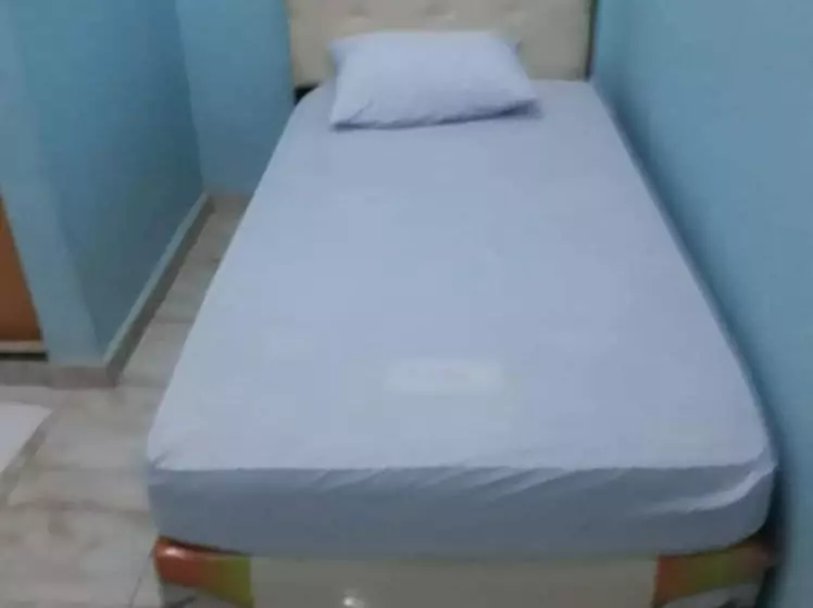 Hotelli Oyo Life 92780 Kost Bara