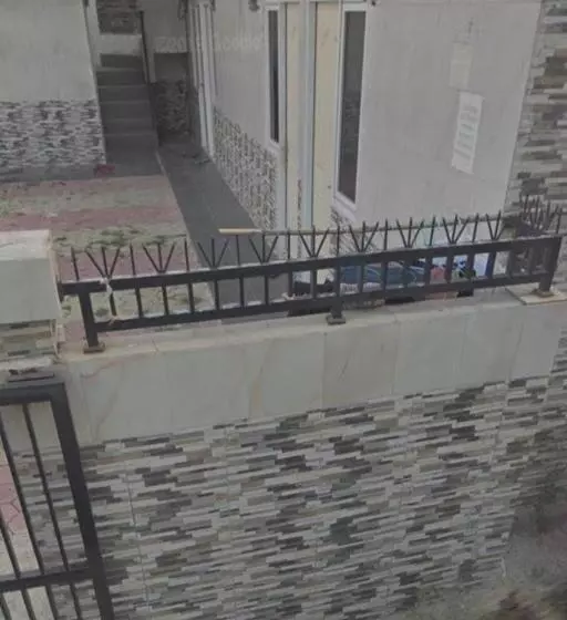 Hotelli Oyo Life 92780 Kost Bara