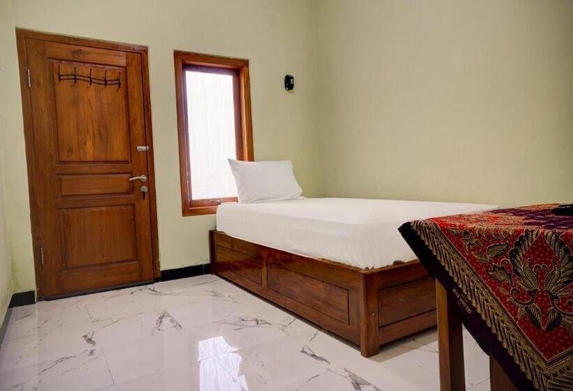 호텔 Oyo Life 92922 Kost Bu Mala 1 Syariah